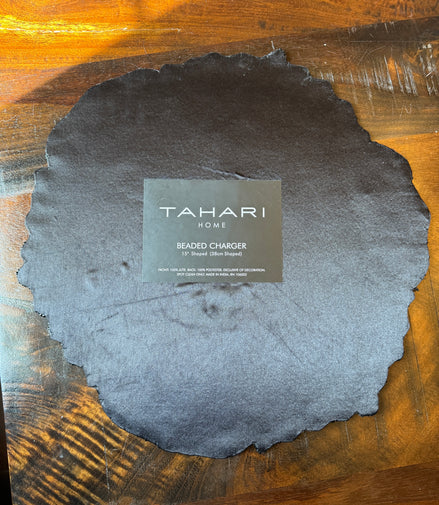 Set of 4 Tahari Halloween Beaded Charger Pumpkin Placemats