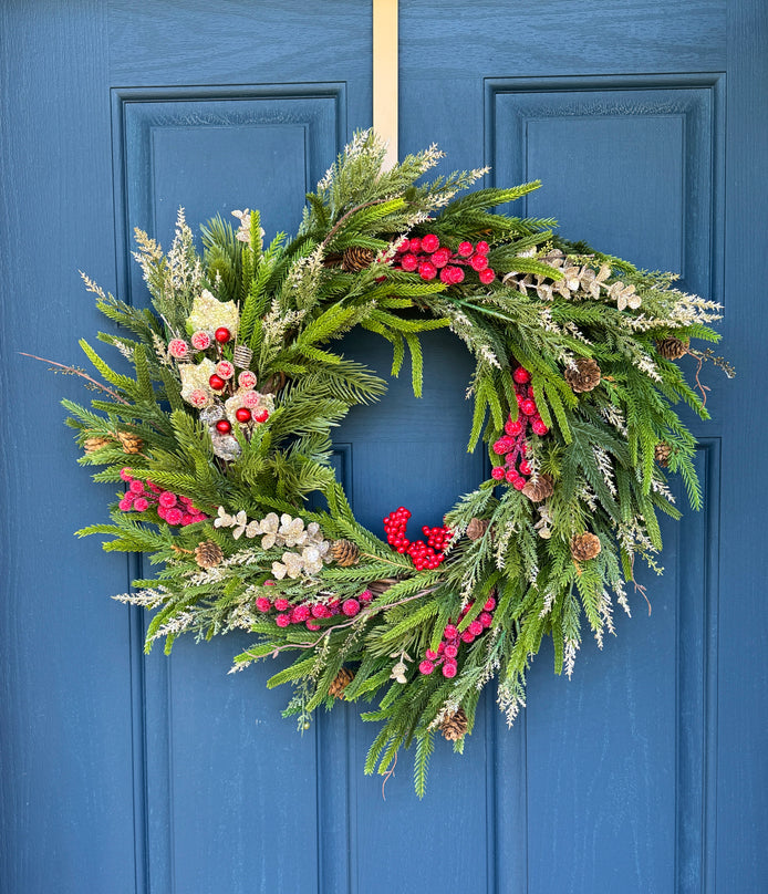 Red Berry Evergreen Holiday Wreath