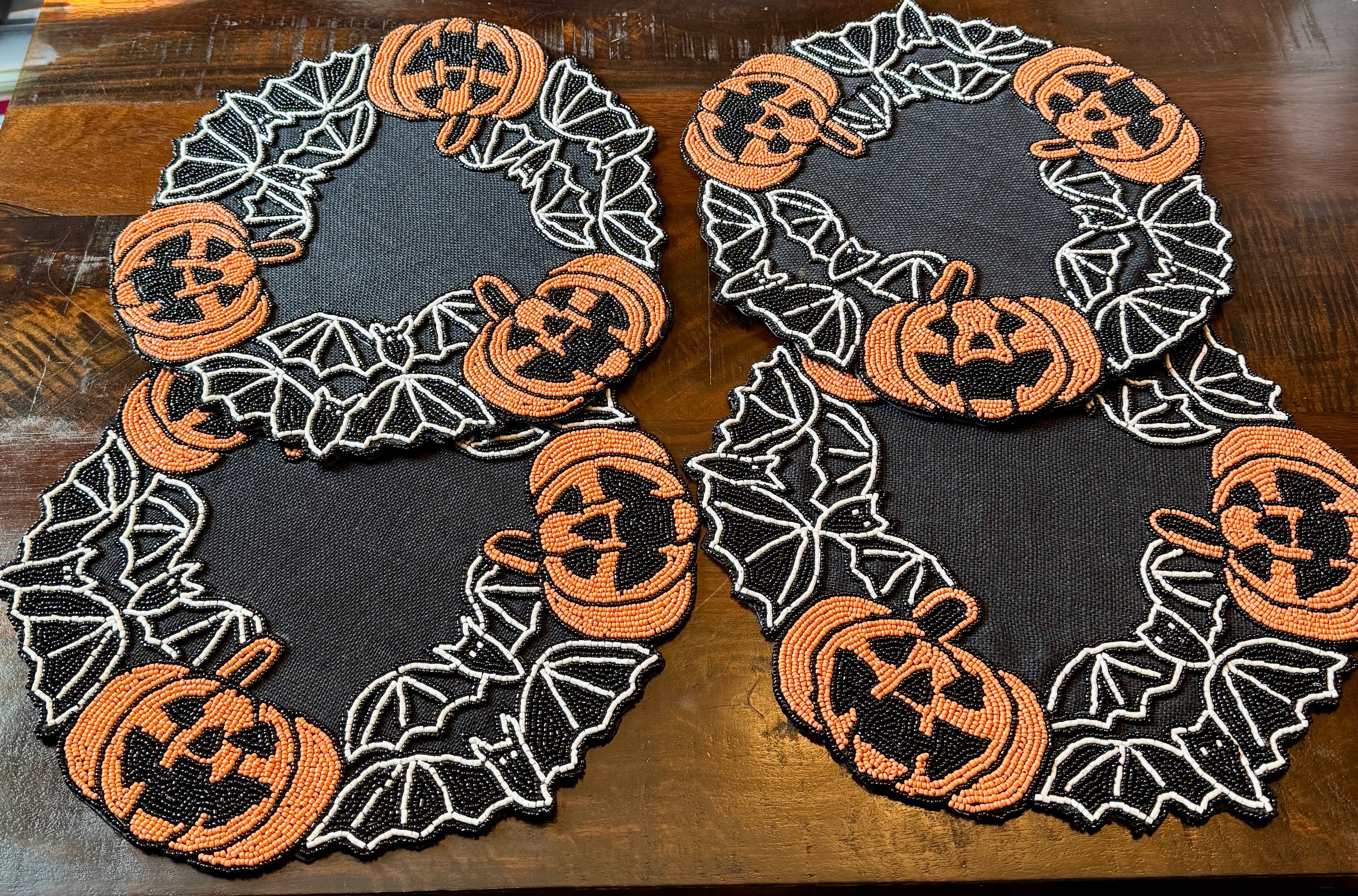 Set of 4 Tahari Halloween Beaded Charger Pumpkin Placemats